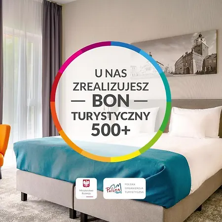 Focus Premium Готель