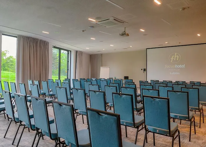 Focus Premium 4* 루블린