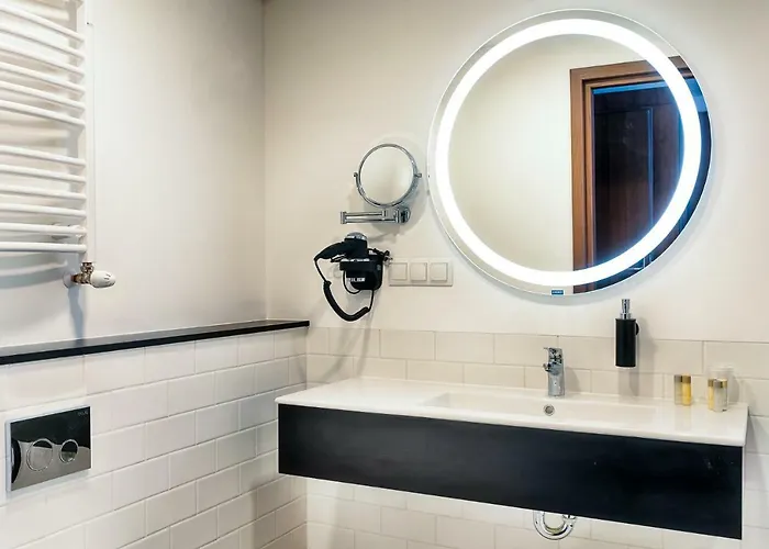 Focus Premium Hotell 4*